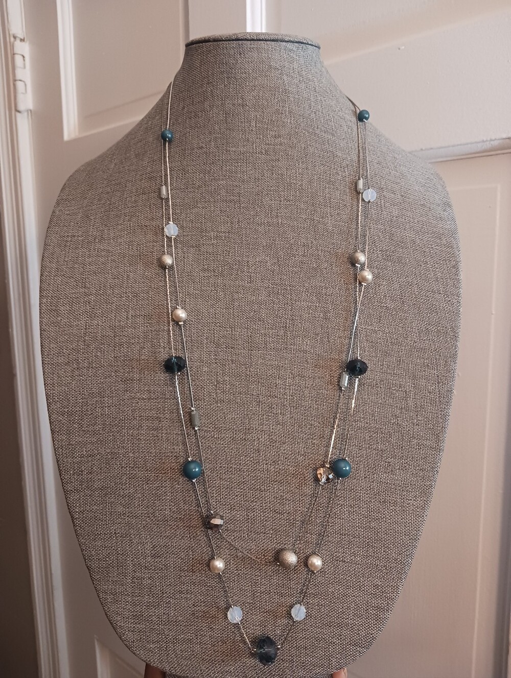 LOFT Anne Taylor Double Strand Bead Necklace 33in Very Good Condition